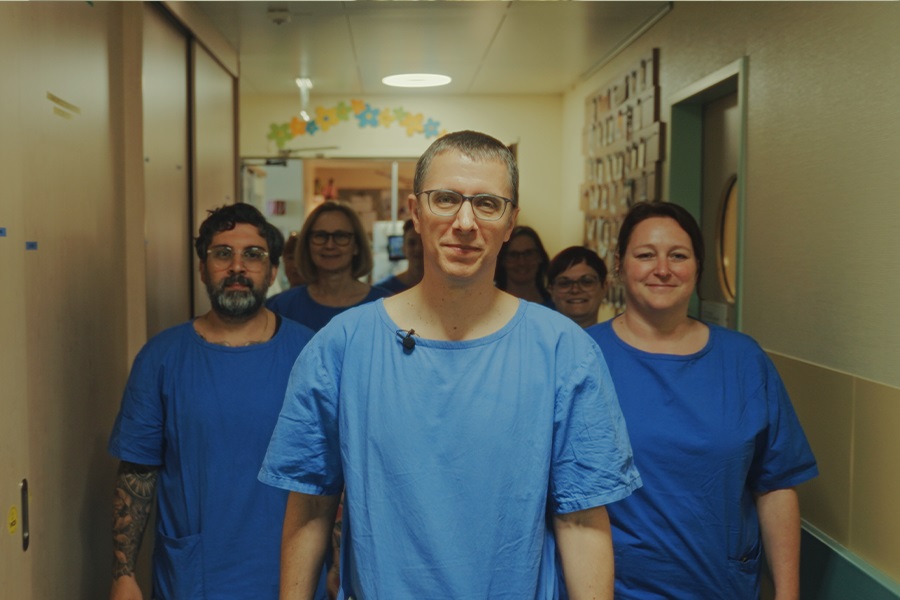 Implementierung eines strukturierten Schmerz-, Sedierungs-, Entzugs- und Delirmanagement auf der neonatologischen Intensivstation im AKH UKKJ Ebene 10 NICU unter der Projektleitung von Tobias Werther, AKH Wien