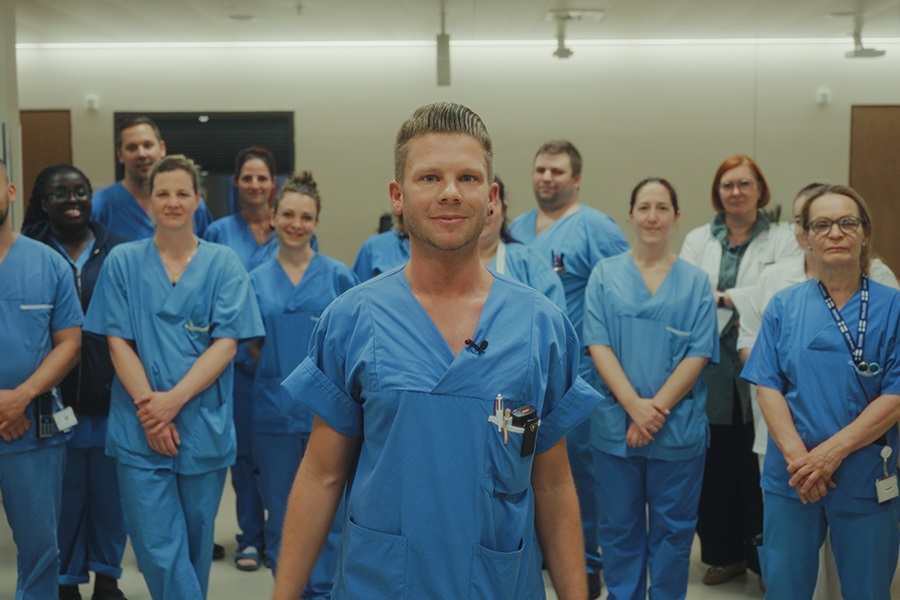 Schnelle Entscheidungsfindung im Team – huddle meeting unter der Projektleitung von Henrieke Meyer, Klinik Floridsdorf