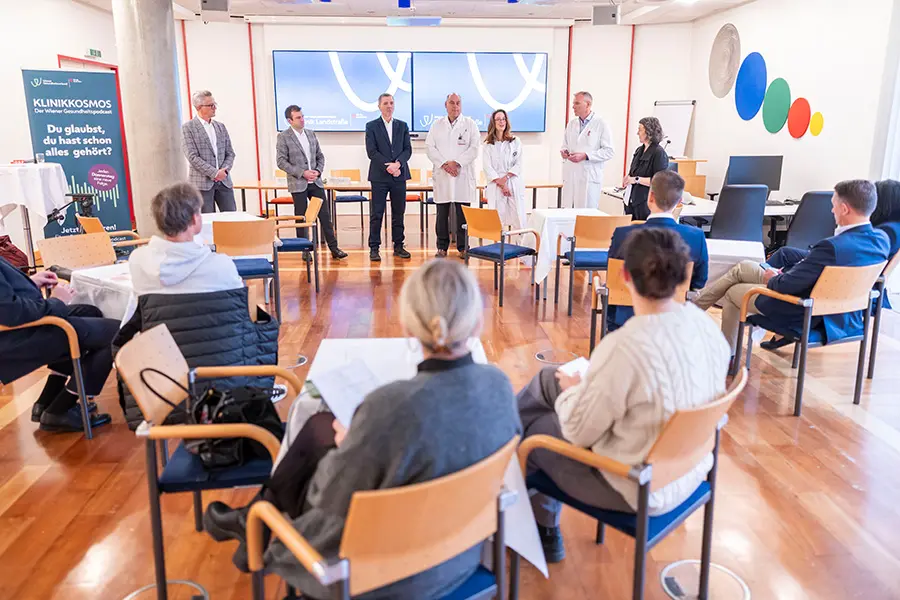 Gesprächsrunde zum Da-Vinci OP-Roboter in der Klink Landstrasse