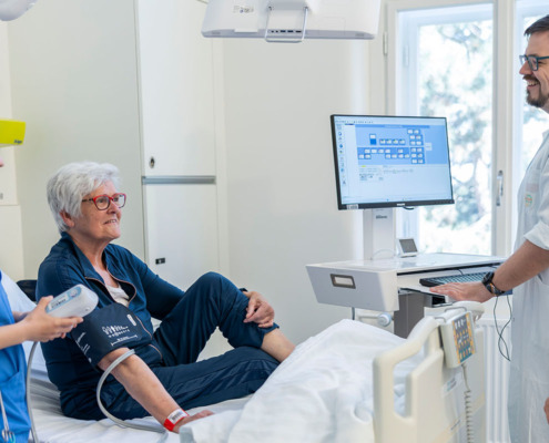 Patientin auf der Kardiologie der Klinik Hietzing